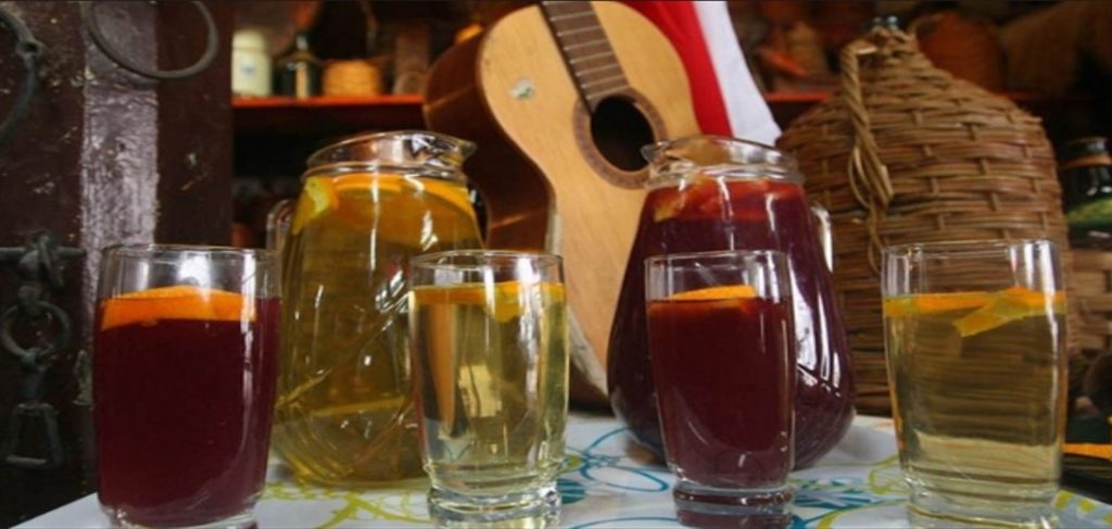 Quais são as bebidas típicas que você não pode deixar de tomar nas Festas Pátrias do Chile?